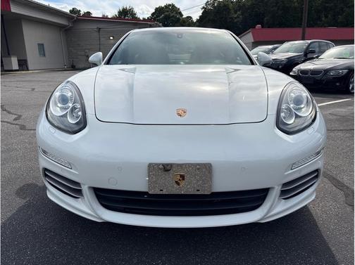 2014 Porsche Panamera 4