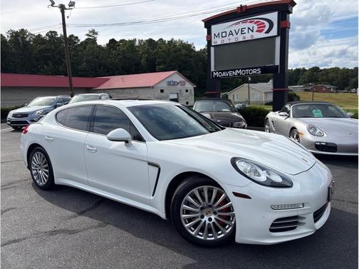 2014 Porsche Panamera 4