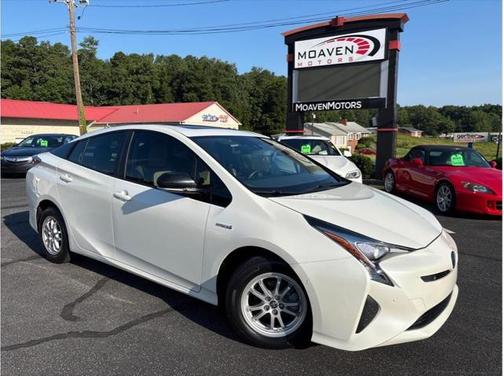 2018 Toyota Prius One