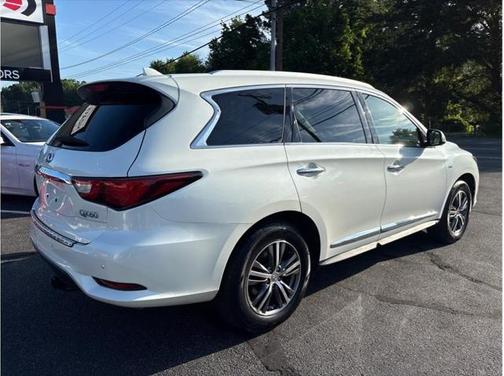2017 INFINITI QX60 Base
