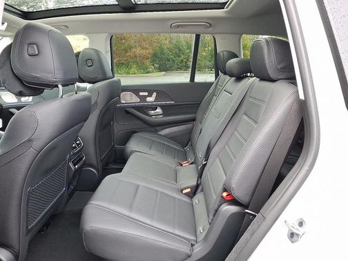 2026 Mercedes-Benz GLS 450 4MATIC