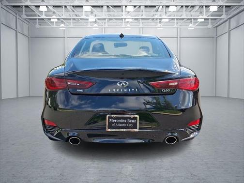 2018 INFINITI Q60 3.0T LUXE