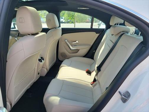 2025 Mercedes-Benz CLA 250 4MATIC