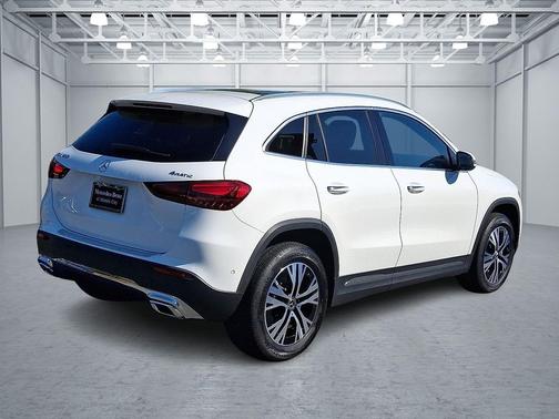 2025 Mercedes-Benz GLA 250 4MATIC