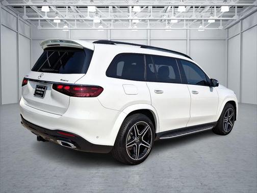 2025 Mercedes-Benz GLS 450 4MATIC