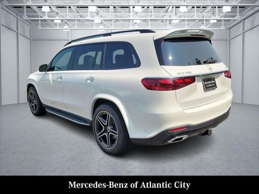 2025 Mercedes-Benz GLS 450 4MATIC