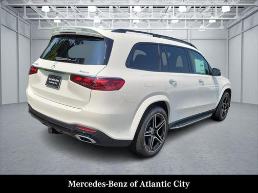 2025 Mercedes-Benz GLS 450 4MATIC