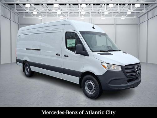 Arctic White - 9147 2026 Mercedes-Benz Sprinter 2500 Cargo 170 WB