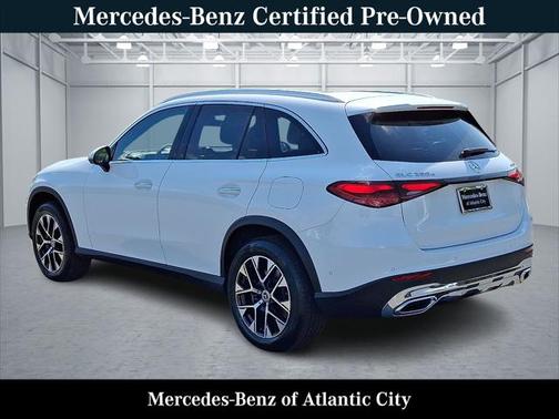 2025 Mercedes-Benz GLC 350e Base