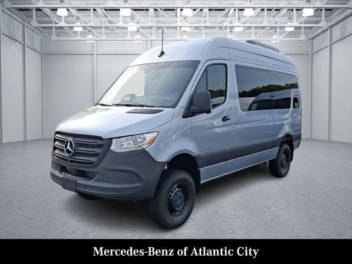 2025 Mercedes-Benz Sprinter 2500 Passenger 144 WB
