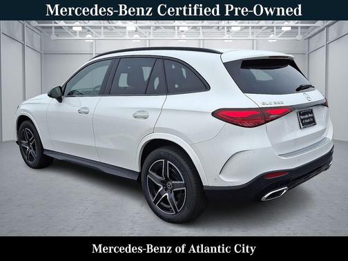 2025 Mercedes-Benz GLC 300 4MATIC