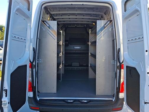 2025 Mercedes-Benz Sprinter 2500 Standard Roof