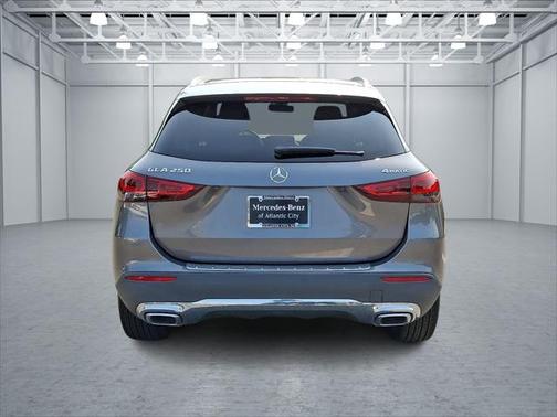2021 Mercedes-Benz GLA 250 Base 4MATIC
