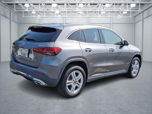 2021 Mercedes-Benz GLA 250 Base 4MATIC