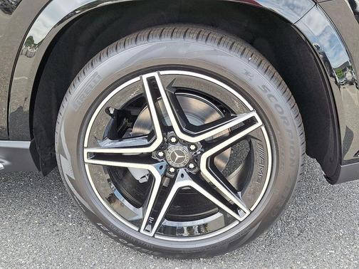 2026 Mercedes-Benz GLS 450 4MATIC