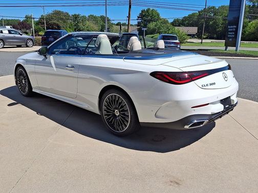 2026 Mercedes-Benz CLE 300 4MATIC Cabriolet