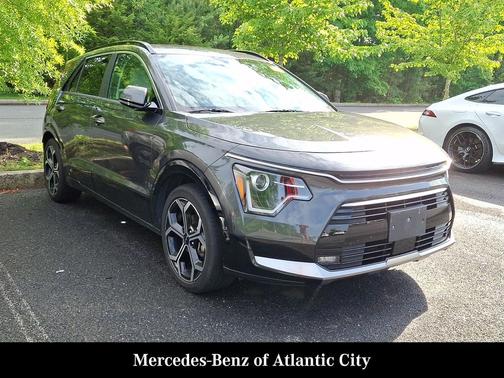 Graphite Gray 2023 Kia Niro Touring