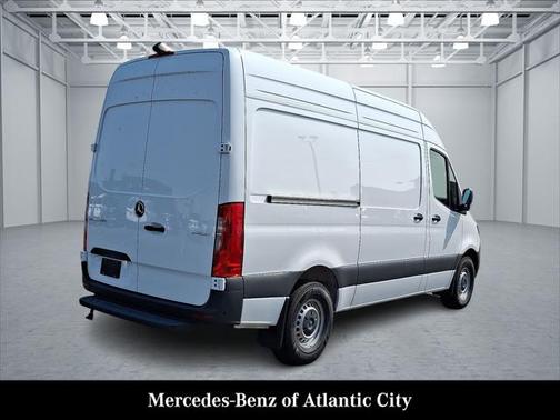 2025 Mercedes-Benz Sprinter 2500 Standard Roof