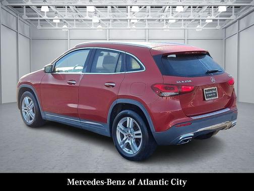 2021 Mercedes-Benz GLA 250 Base 4MATIC
