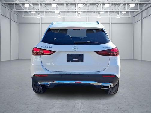 2026 Mercedes-Benz GLA 250 4MATIC