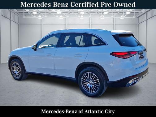 2026 Mercedes-Benz GLC 300 4MATIC