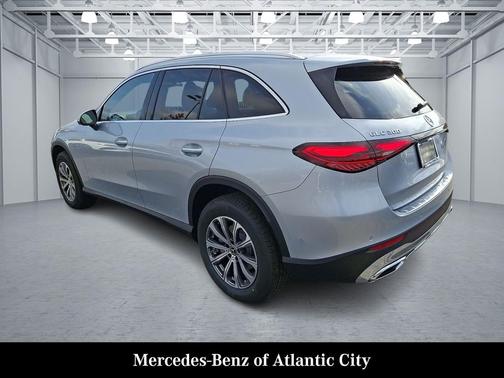 2026 Mercedes-Benz GLC 300 4MATIC