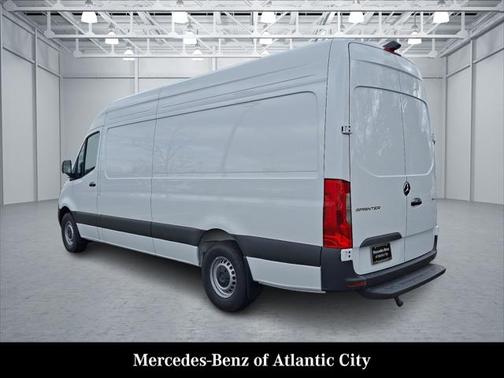 2025 Mercedes-Benz Sprinter 2500 High Roof