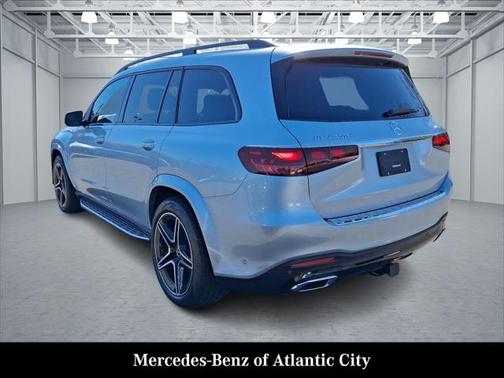 2025 Mercedes-Benz GLS 450 4MATIC