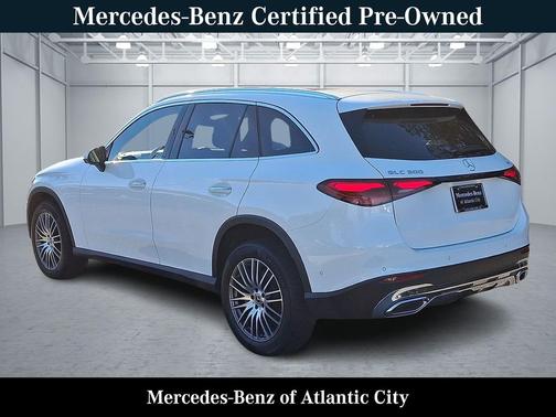 2025 Mercedes-Benz GLC 300 4MATIC