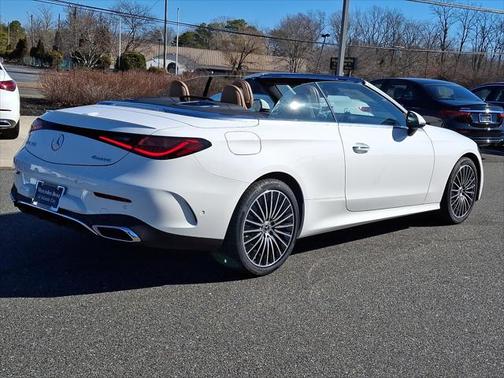 2025 Mercedes-Benz CLE 300 4MATIC Cabriolet