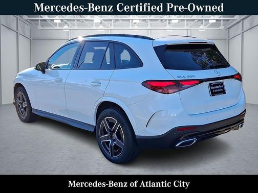 2025 Mercedes-Benz GLC 300 4MATIC