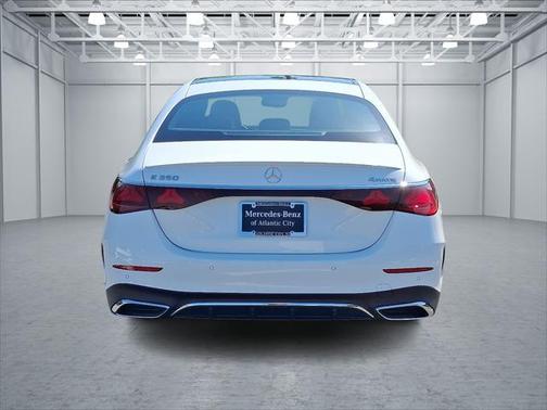 2025 Mercedes-Benz E-Class E 350