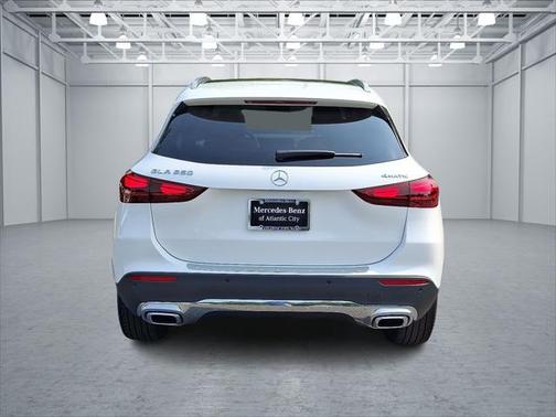 2025 Mercedes-Benz GLA 250 4MATIC