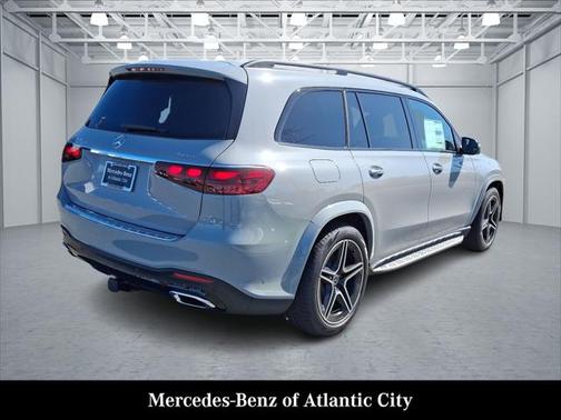 2025 Mercedes-Benz GLS 450 4MATIC