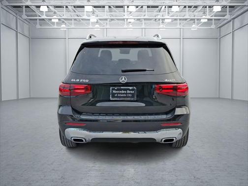 2024 Mercedes-Benz GLB 250 4MATIC