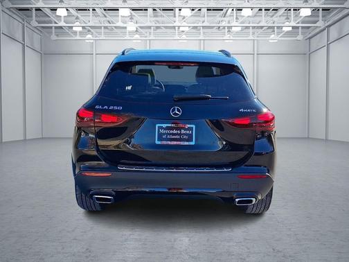 2026 Mercedes-Benz GLA 250 4MATIC