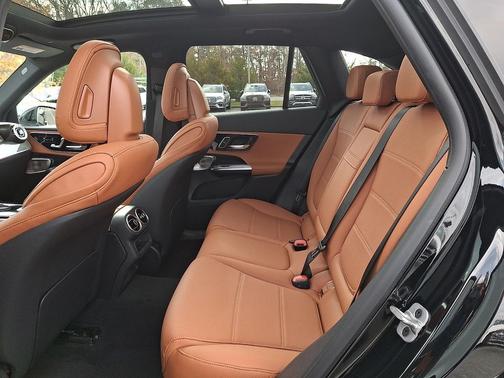 2026 Mercedes-Benz GLC 300 4MATIC