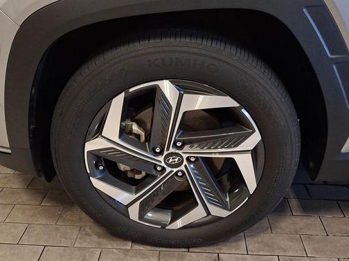 Shimmering Silver 2022 Hyundai TUCSON SEL