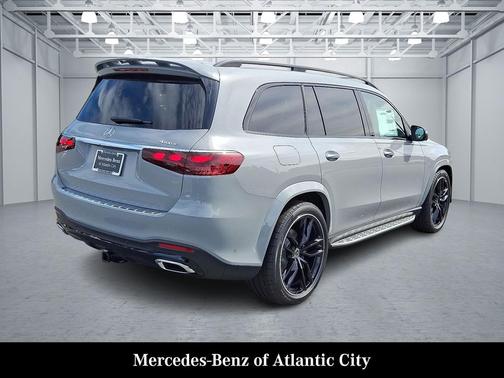 2026 Mercedes-Benz GLS 450 4MATIC