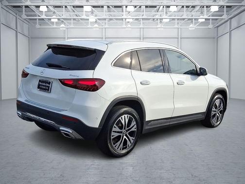 2025 Mercedes-Benz GLA 250 4MATIC