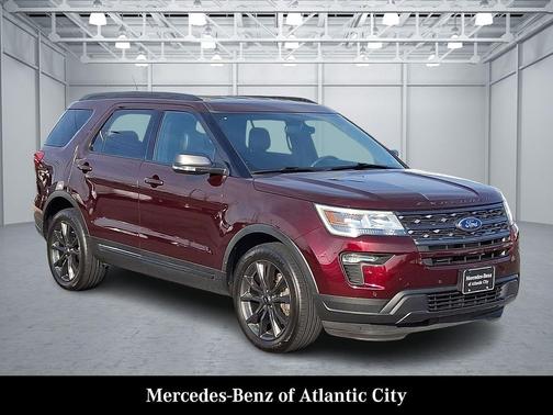Burgundy 2018 Ford Explorer XLT