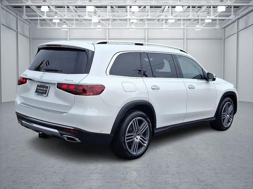 2025 Mercedes-Benz GLS 450 4MATIC