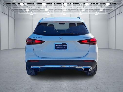 2026 Mercedes-Benz GLA 250 4MATIC