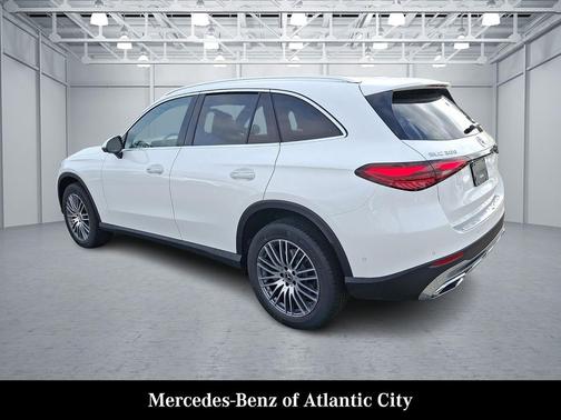 2026 Mercedes-Benz GLC 300 4MATIC