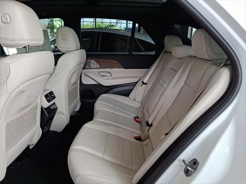 2025 Mercedes-Benz GLE 450e 4MATIC