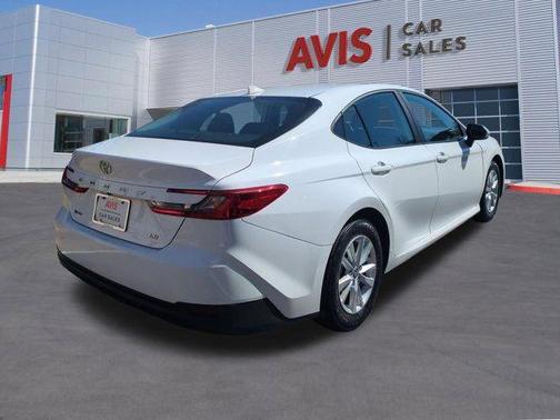 Ice Cap 2025 Toyota Camry LE