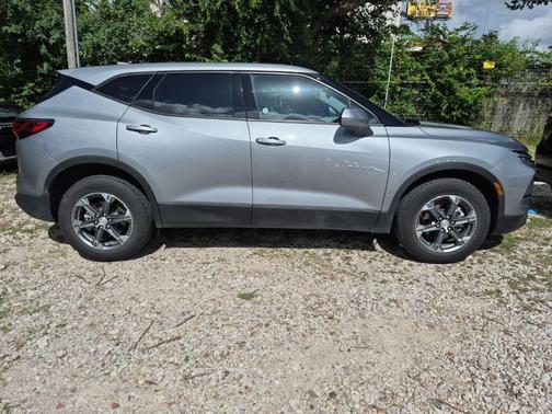 Sterling Gray Metallic 2025 Chevrolet Blazer 2LT