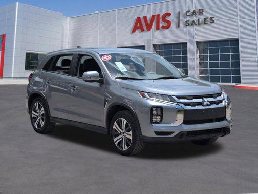 Mercury Gray Metallic 2025 Mitsubishi Outlander Sport SE