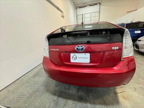 2010 Toyota Prius III