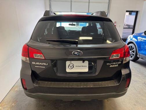 2010 Subaru Outback 2.5 i Premium